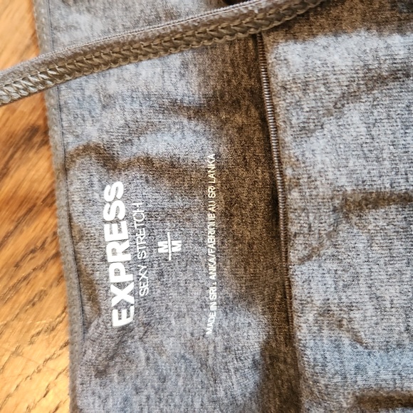 Express Tank Top - Picture 4 of 4